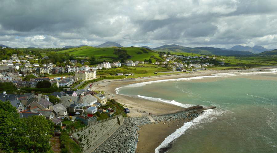 Top car rental options in Criccieth